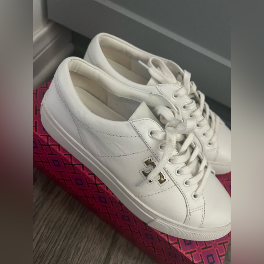 tory burch white sneakers